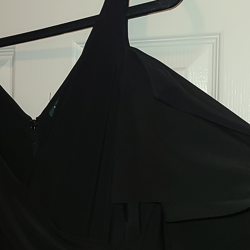 Ralph Lauren Black Cold Shoulder Gown - Picture 5 of 9